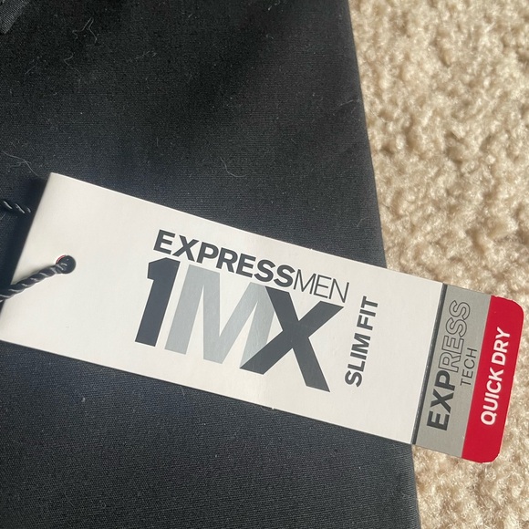 NWT Men’s Express Black Dress Shirt Size Small - Picture 3 of 3